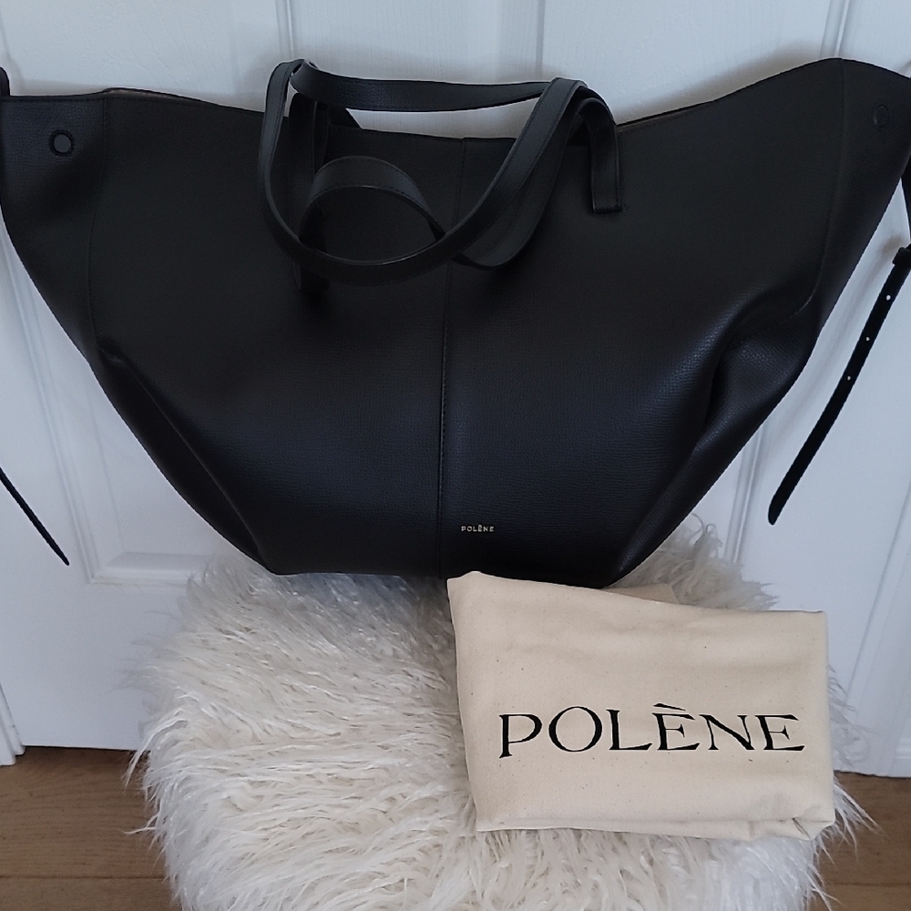 Black Women's Tote Bag